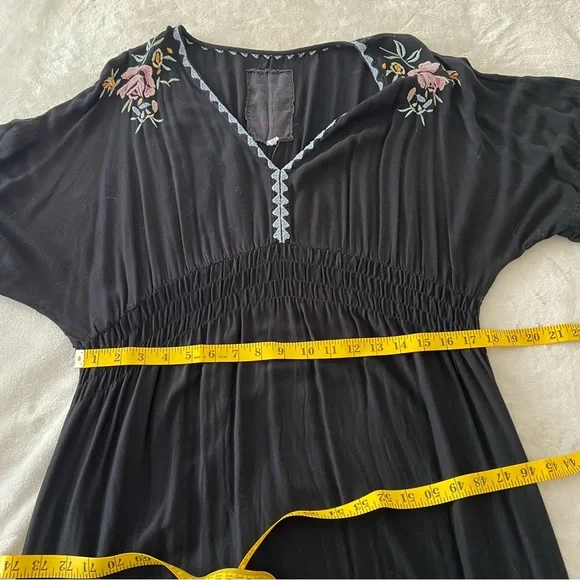 Johnny Was Pete and Greta Oversized Sleeveless Floral Embroidered Midi Dress - Picture 9 of 11